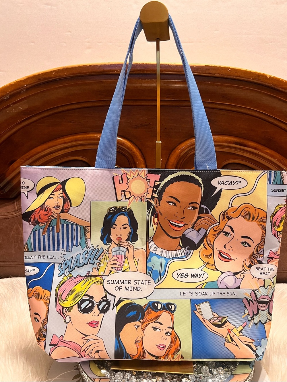 Estee Lauder Comic Pop Art Tote in Light Blue and Multicolor